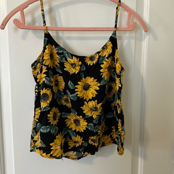 Divided Tops - Sunflower crop tank top